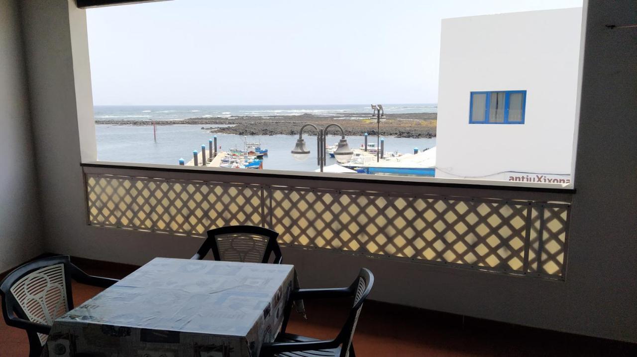 Orzola Frente Al Mar Apartman Kültér fotó