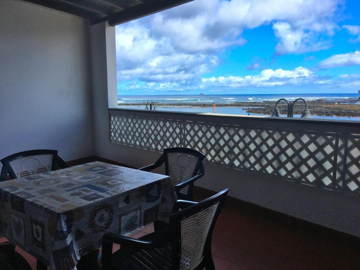 Orzola Frente Al Mar Apartman Kültér fotó